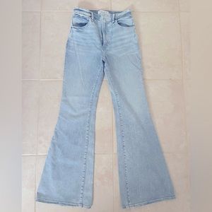 27/4R ultra high rise flare jeans Abercrombie and Fitch